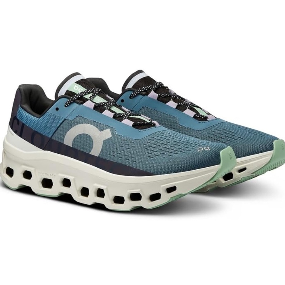 On Cloud Monster Woman’s shoes